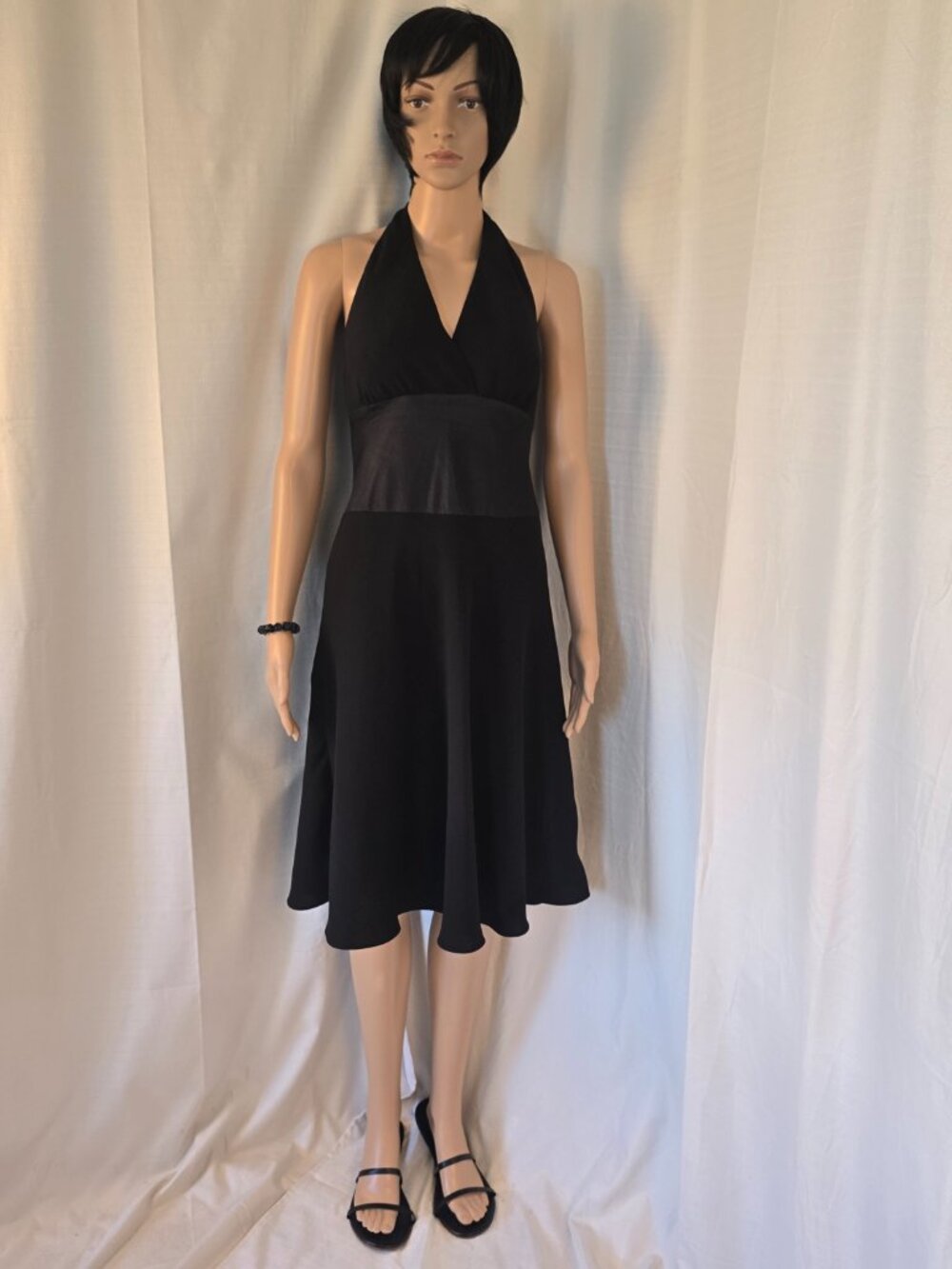 Jones NY Black Halter Dress with 100% Silk Midriff and Tie Bow Neck Size 10